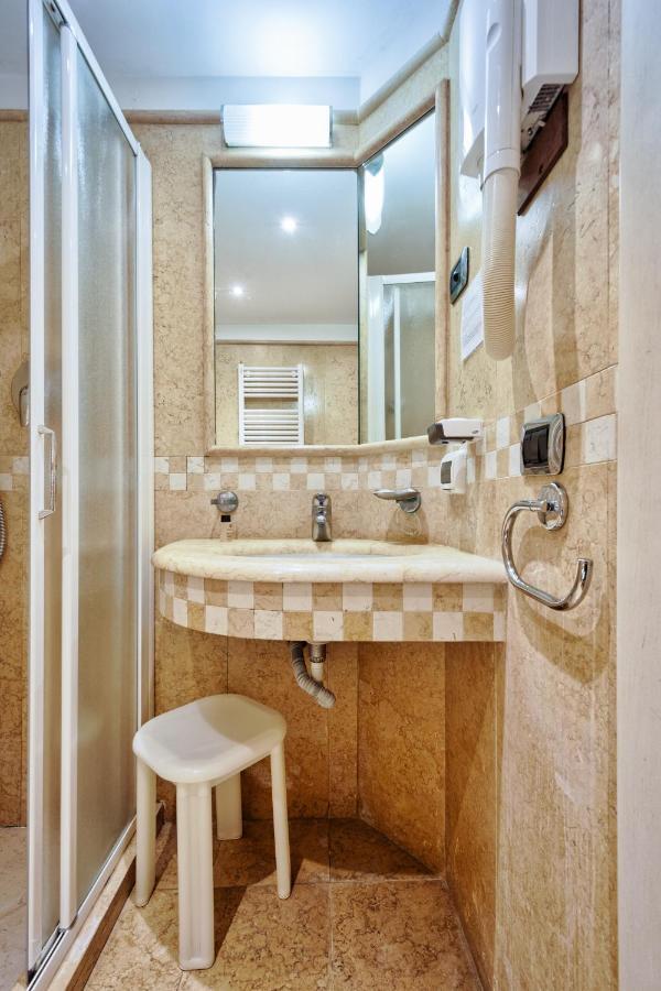 Hotel Vecellio Venice On The Lagoon ภายนอก รูปภาพ
