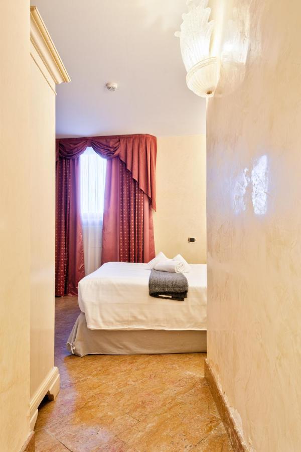 Hotel Vecellio Venice On The Lagoon ภายนอก รูปภาพ
