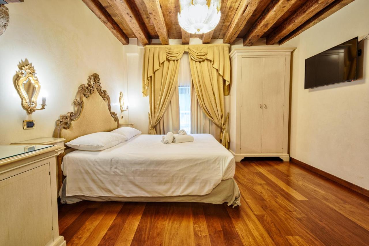 Hotel Vecellio Venice On The Lagoon ภายนอก รูปภาพ